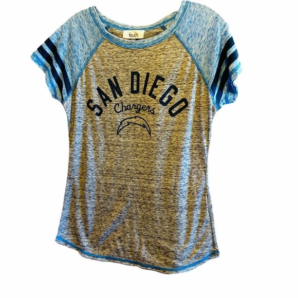 #4432 Chargers T-shirt w/sparkles on letters  SIZE M - Picture 1 of 9